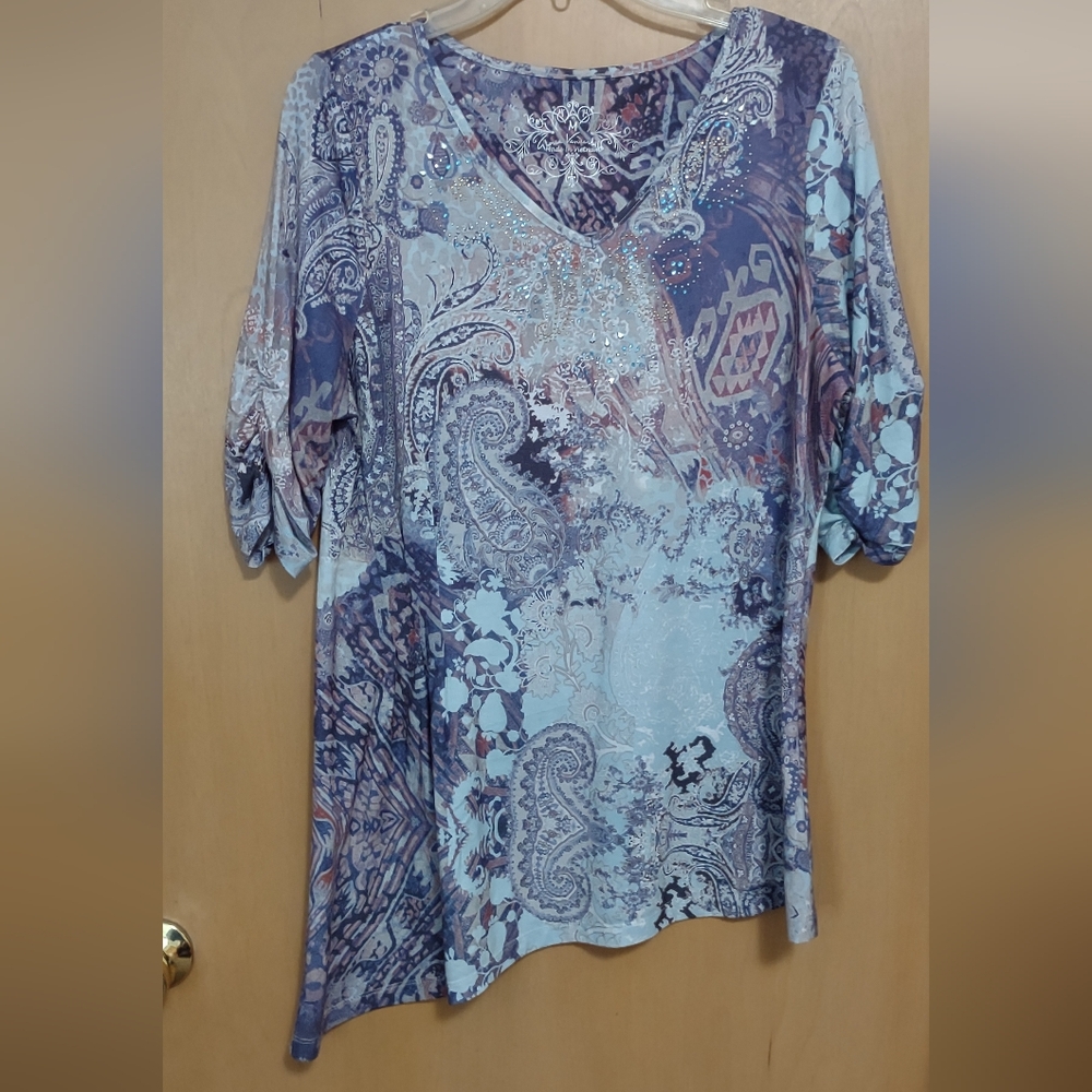Firm Final Offer!*Wynter sequin top(M)